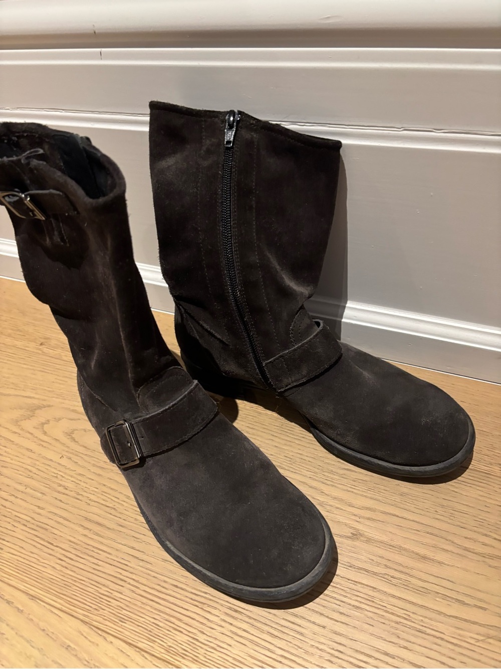 Paul Green quality dark grey Suede Mid-Calf Buckle Boots
